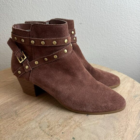 Violet & Red Carynn 8M Brown Suede Studded Ankle Boots With Zipper Block Heel‎ - Picture 1 of 11
